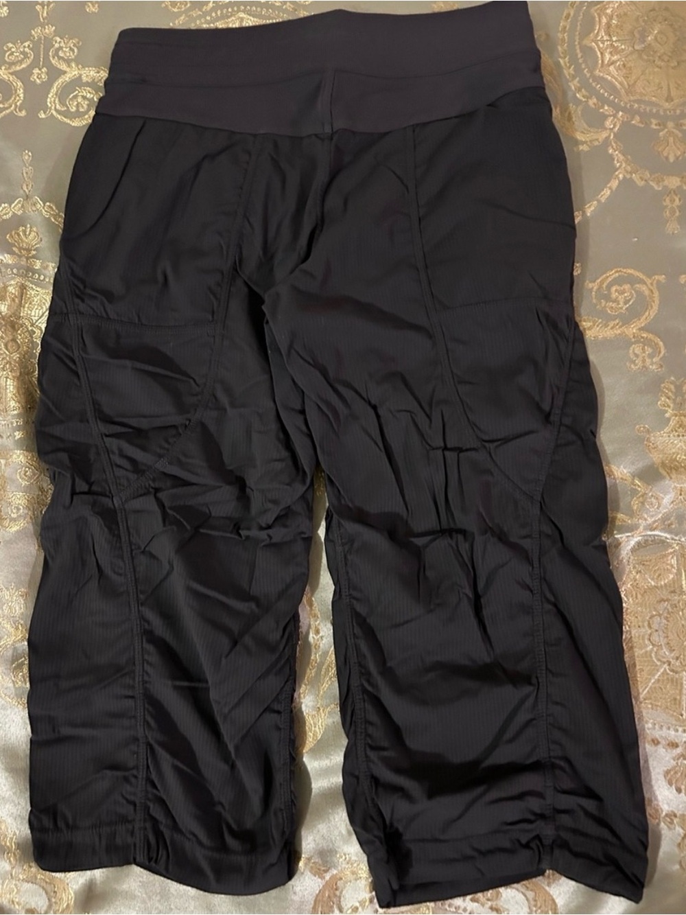 lululemon Capri Pants - Picture 2 of 5